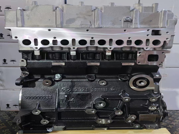 上汽大通V80發(fā)動(dòng)機(jī)件.jpg
